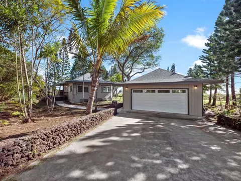 94-5880 Kau Wela Pl, Naalehu, HI 96772