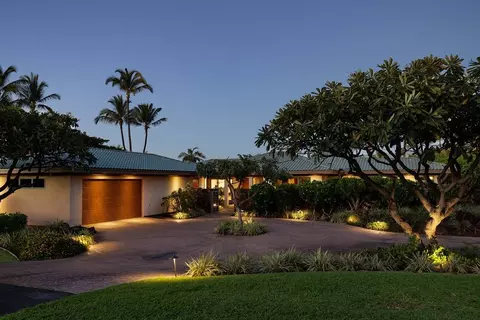 68-105 E Pukaua Pl, Kamuela, HI 96743