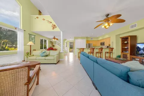 75-6009 Alii Dr X-1, Kailua Kona, HI 96740