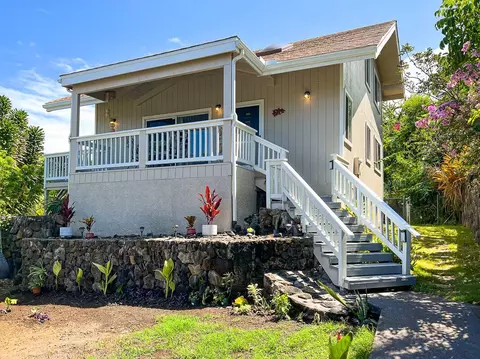 76-227 E Royal Poinciana Pl #B, Kailua Kona, HI 96740