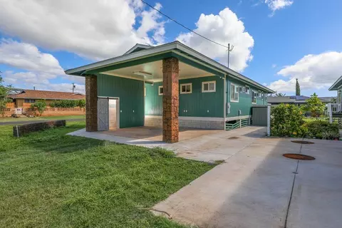 4598 Pueo Rd #B, Kekaha, HI 96752