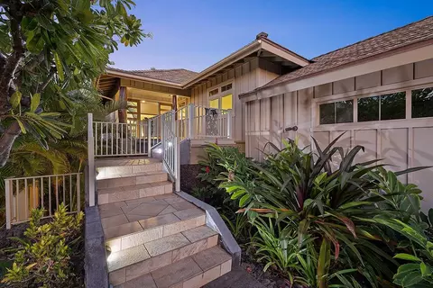 68-1122 N Kaniku Dr #220, Kamuela, HI 96743