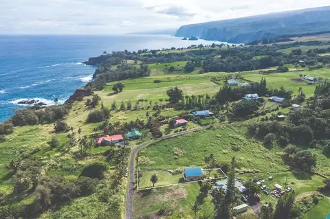 52-215 Bus Stop Rd, Kapaau, HI 96755