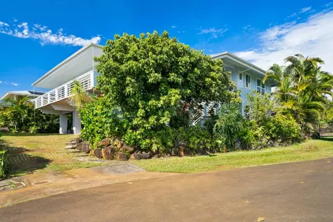 2197 Liliuokalani St, Kilauea, HI 96754