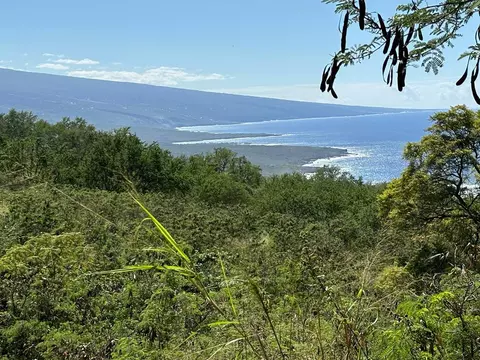 Private Rd, Captain Cook, HI 96704