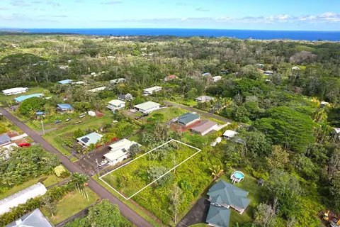 Manalo St, Pahoa, HI 96778