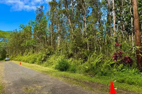 Plumeria Rd, Pahoa, HI 96778