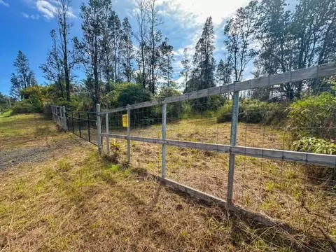 11-2871 Plumeria St, Mountain View, HI 96771