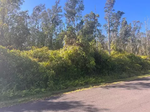Alapai St, Pahoa, HI 96778