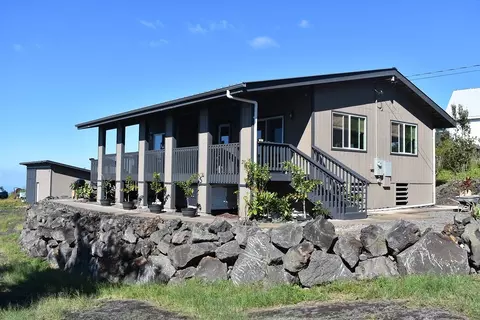 92-8597 Reef Pkwy, Ocean View, HI 96737