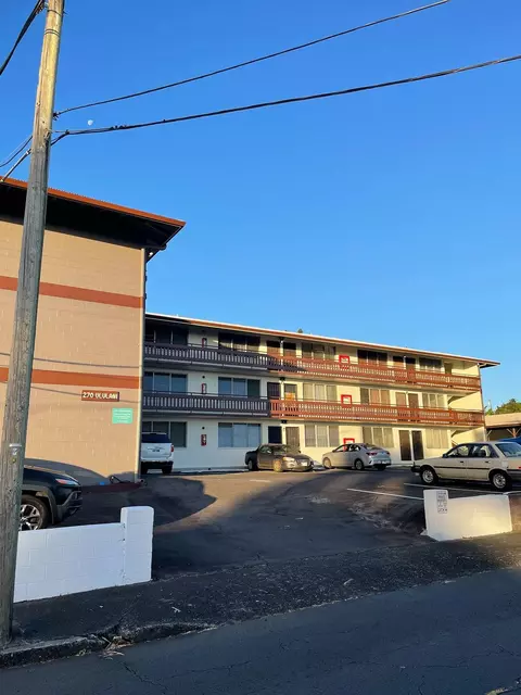 270 S Ululani St #8, Hilo, HI 96720