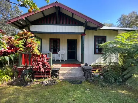 96-1272 Ilima St, Pahala, HI 96777