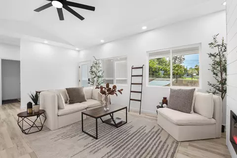 15-2041 15th Ave, Keaau, HI 96749