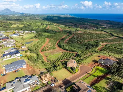 Kua Aina St, Kalaheo, HI 96741