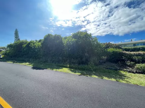 Wakea Ave, Naalehu, HI 96772