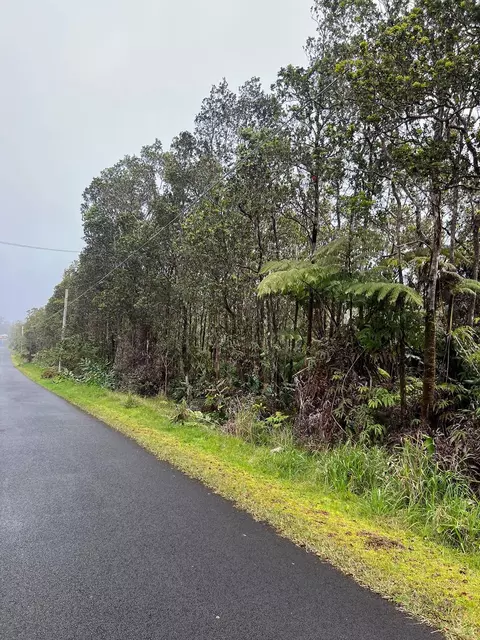 Alaula St, Volcano, HI 96785