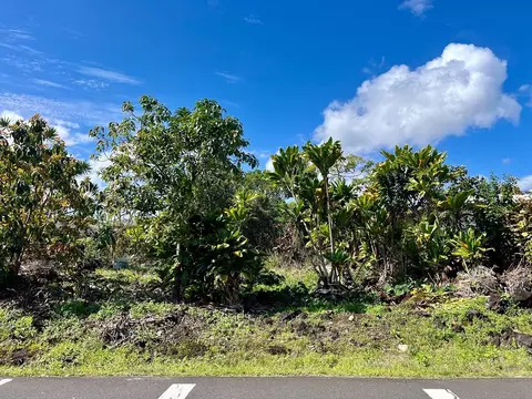 hokulani st LOT 81, Hilo, HI 96720
