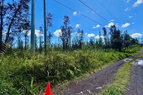 Road 6, Mountain View, HI 96760