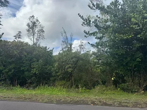 15-2048 17th Ave, Keaau, HI 96749