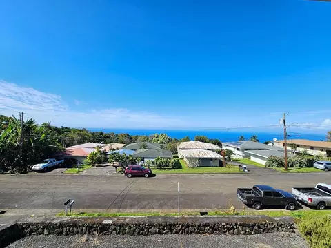 82-6063 Kiritina Pl, Captain Cook, HI 96704