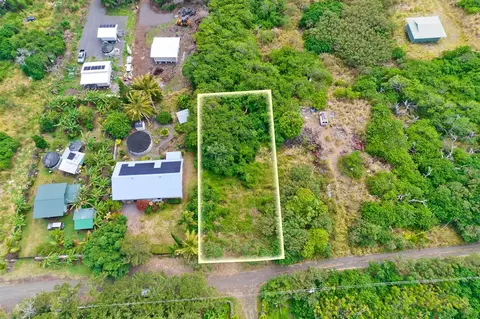 Pele St, Naalehu, HI 96772