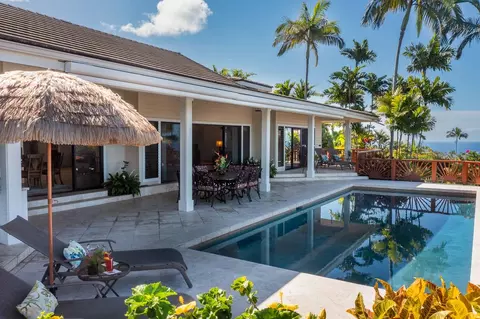 78-6911 Kiaaina St, Kailua Kona, HI 96740