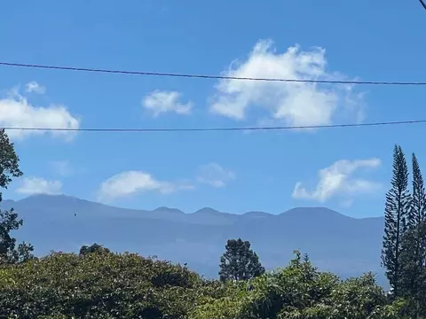 Ainaola Rd, Hilo, HI 96720