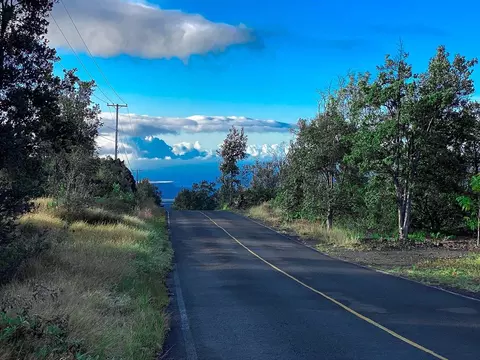Trade Wind Blvd, Ocean View, HI 96737