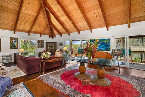 5480 Puulima Rd, Kalaheo, HI 96741