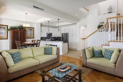 68-1118 Kaniku Dr #203, Kamuela, HI 96743