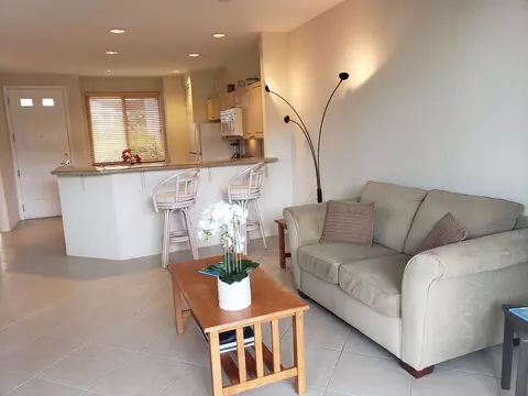 75-6009 Alii Dr #J2, Kailua Kona, HI 96740