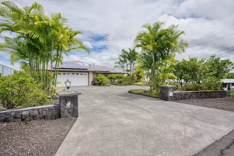 146 Hoomalu St, Hilo, HI 96720
