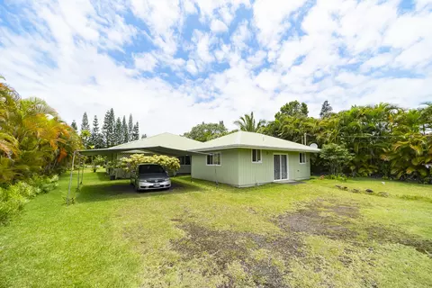 15-1026 Kiawe Rd, Keaau, HI 96749