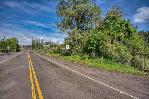 1612 Haleloke St, Hilo, HI 96720