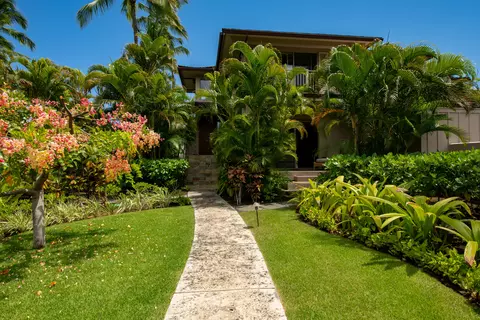 72-109 Ahinahina Pl #13, Kailua Kona, HI 96740