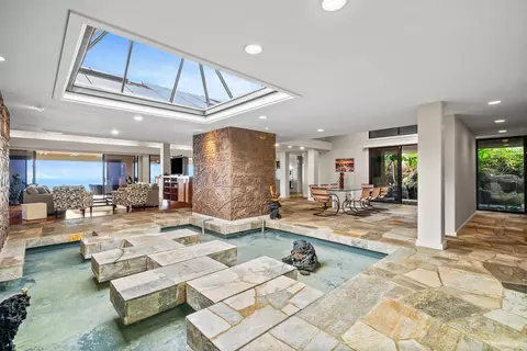 78-6814 Keaupuni St, Kailua Kona, HI 96740