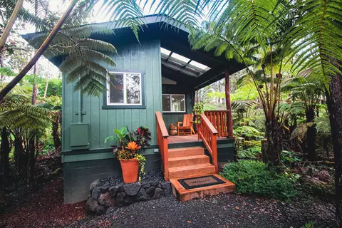 11-3856 13th St, Volcano, HI 96785