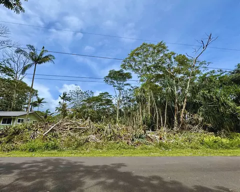 S Oio St, Pahoa, HI 96778