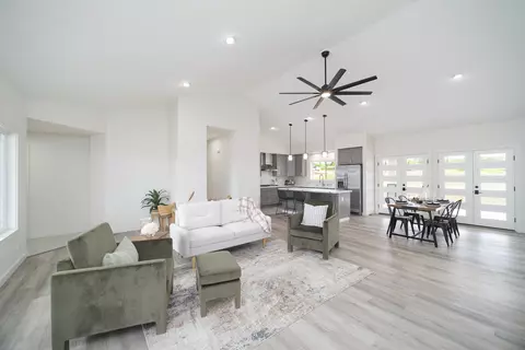 1760 Kikaha St, Hilo, HI 96720