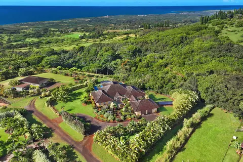 1050 Puu Rd # -F, Kalaheo, HI 96741