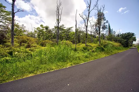 Lalakea St, Pahoa, HI 96778