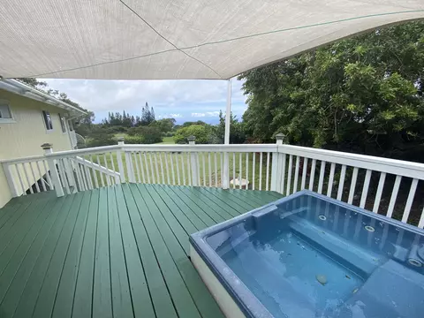 94-1613 Makalii St, Naalehu, HI 96772
