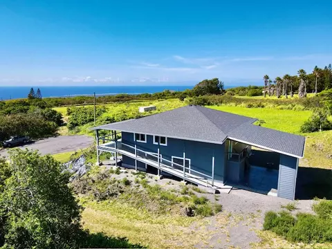 94-5781 Kilo Moana Pl, Naalehu, HI 96772