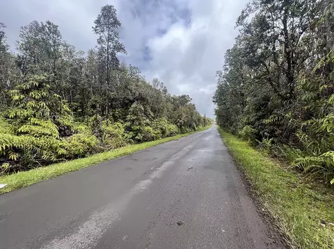 Ohia Ave, Volcano, HI 96785