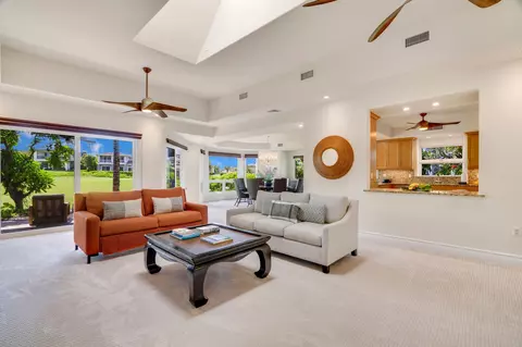 4100 Queen Emmas Dr #39, Princeville, HI 96722