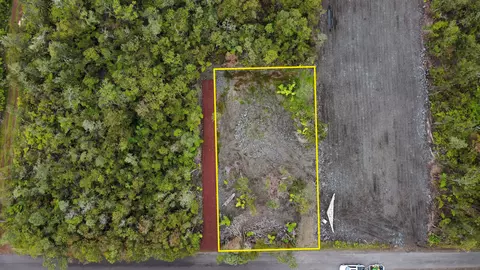 Mokuna St, Volcano, HI 96785
