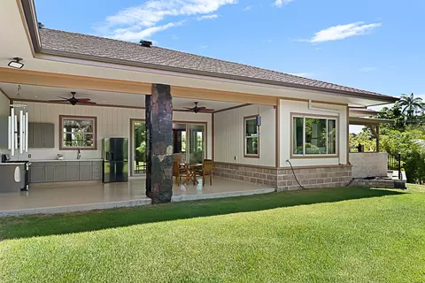 28-3059 Beach Rd, Pepeekeo, HI 96783