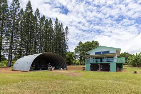 52-4612 Akoni Pule Hwy, Kapaau, HI 96755