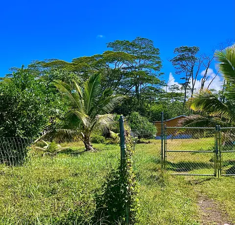 15-1898 16th Ave, Keaau, HI 96749