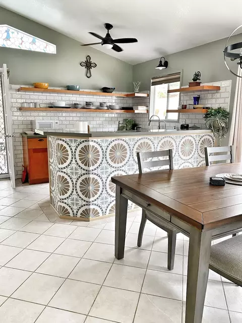 75-252 Nani Kailua Dr #8, Kailua Kona, HI 96740